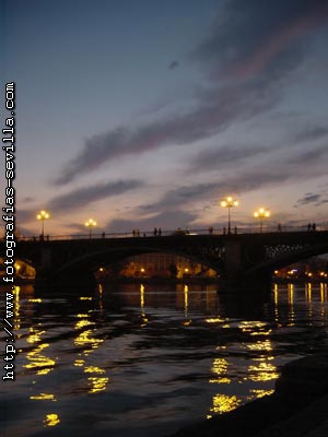 Sevilla, Puente de Triana foto: Puente de Triana